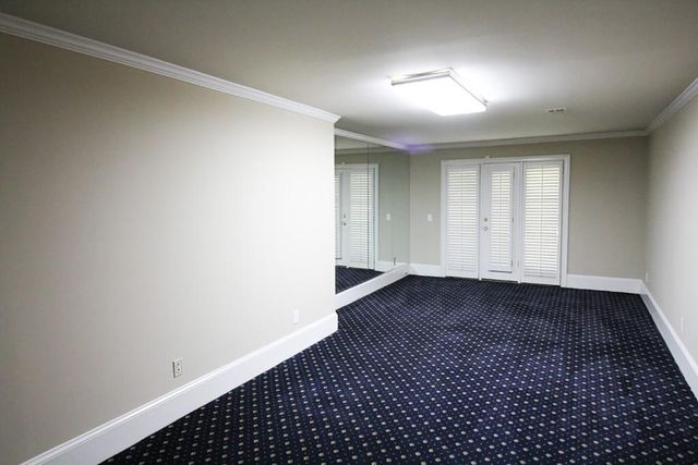 Listing photo 26